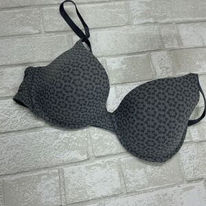 Victoria Secret Under Wire Bra 34D